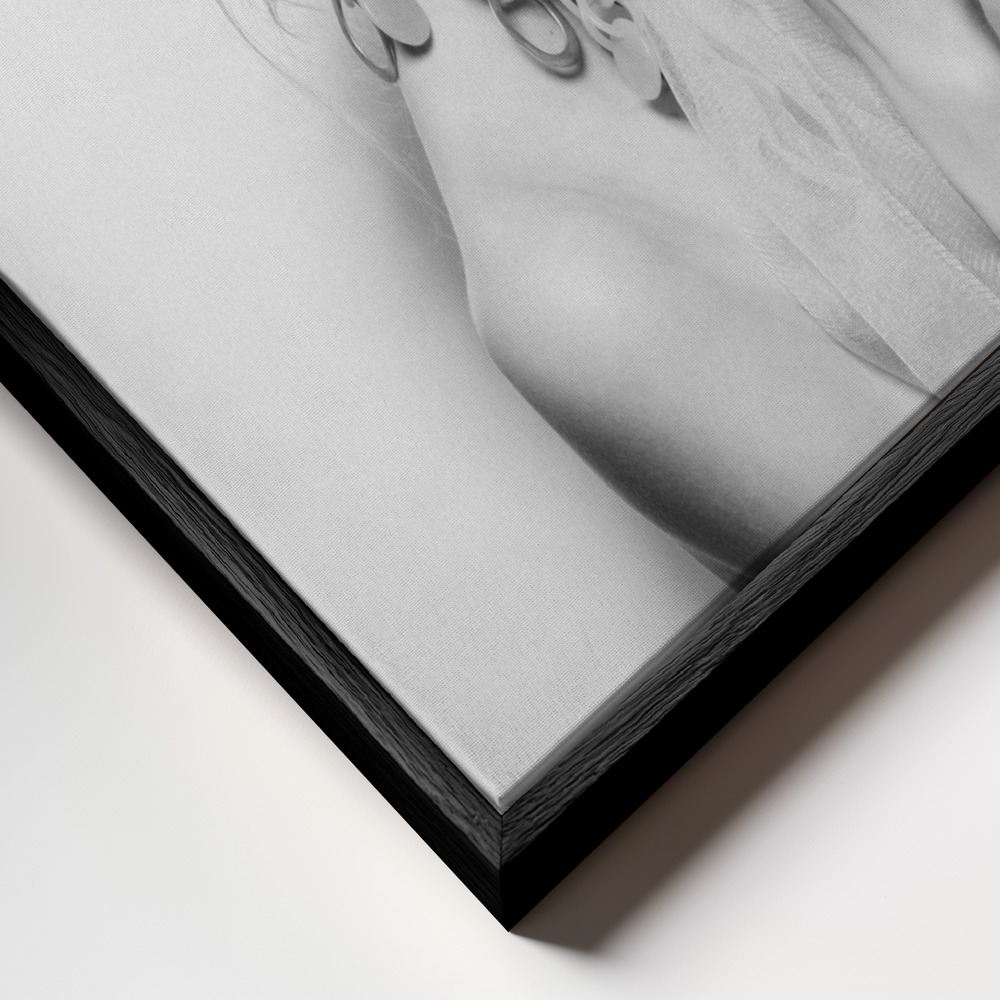 Canvas print - Schh frame close up - black frame