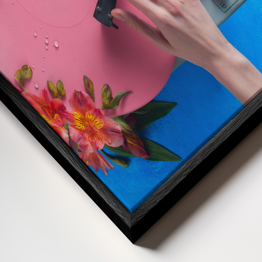 Canvas taulu - Spring Record kehys lähikuvassa - musta kehys