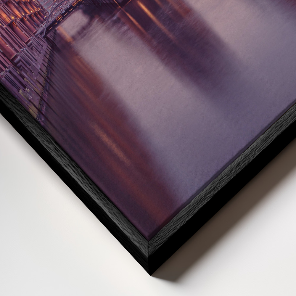 Toile - City of Warehouses cadre en gros plan - cadre noir