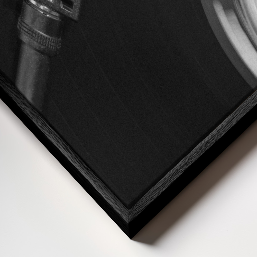 Obraz na płótnie - Vinyl_001 zbliżenie ramki - czarna ramka