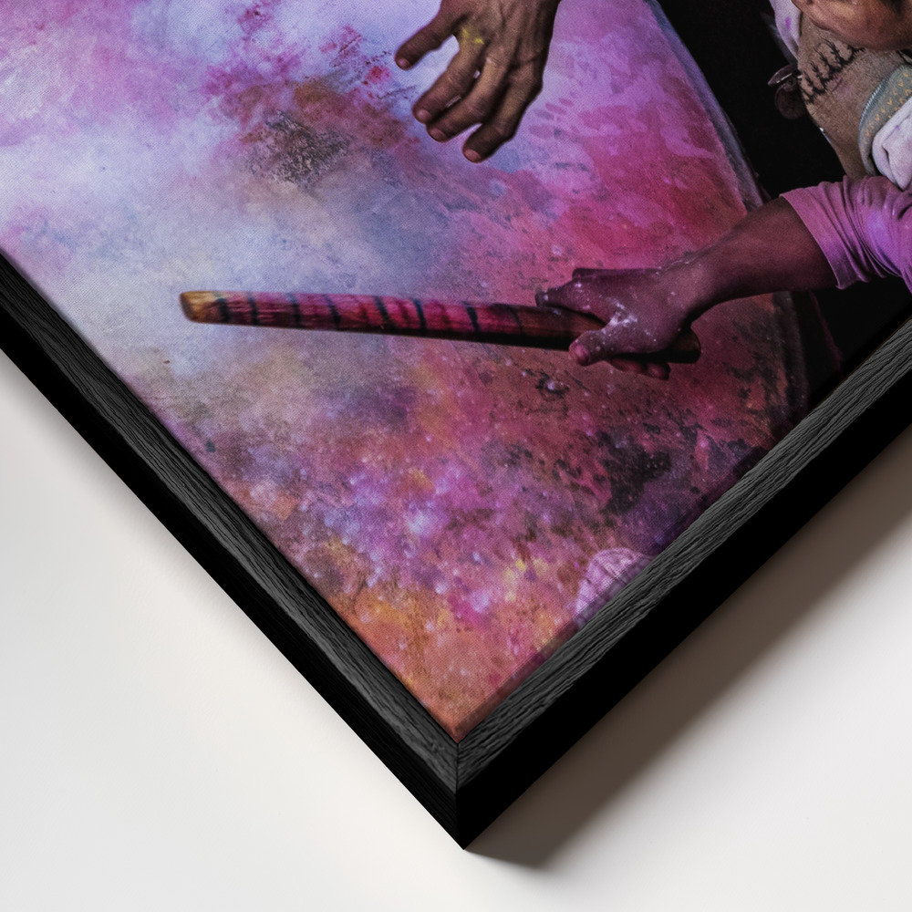Canvas schilderi - Holi Drummers in Barsana frame close-up - zwart frame