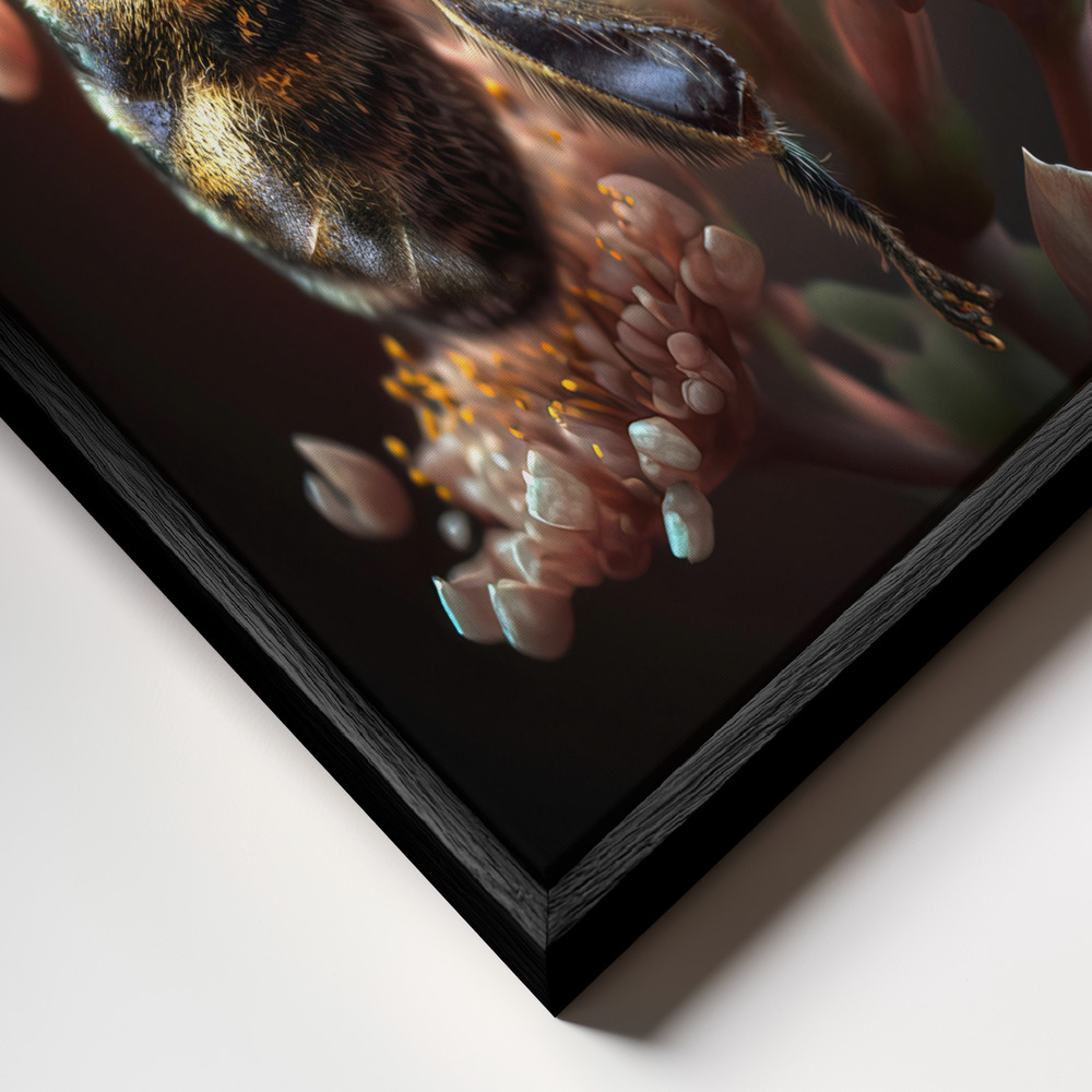 Canvas schilderi - FlowerBee frame close-up - zwart frame