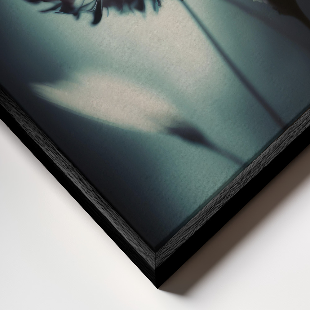 Canvas print - Night Addict frame close up - black frame