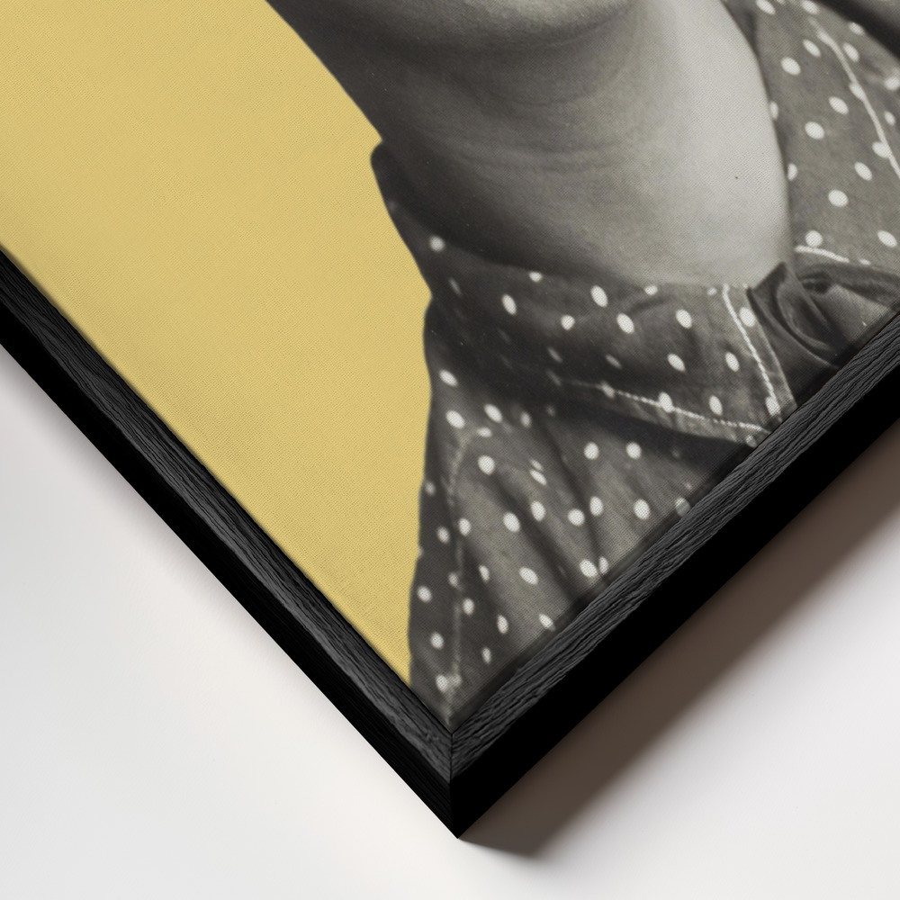 Canvas print - Frida Kahlo frame close up - black frame