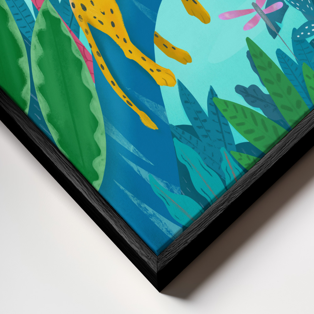 Canvas print - Jungle Leopard frame close up - black frame