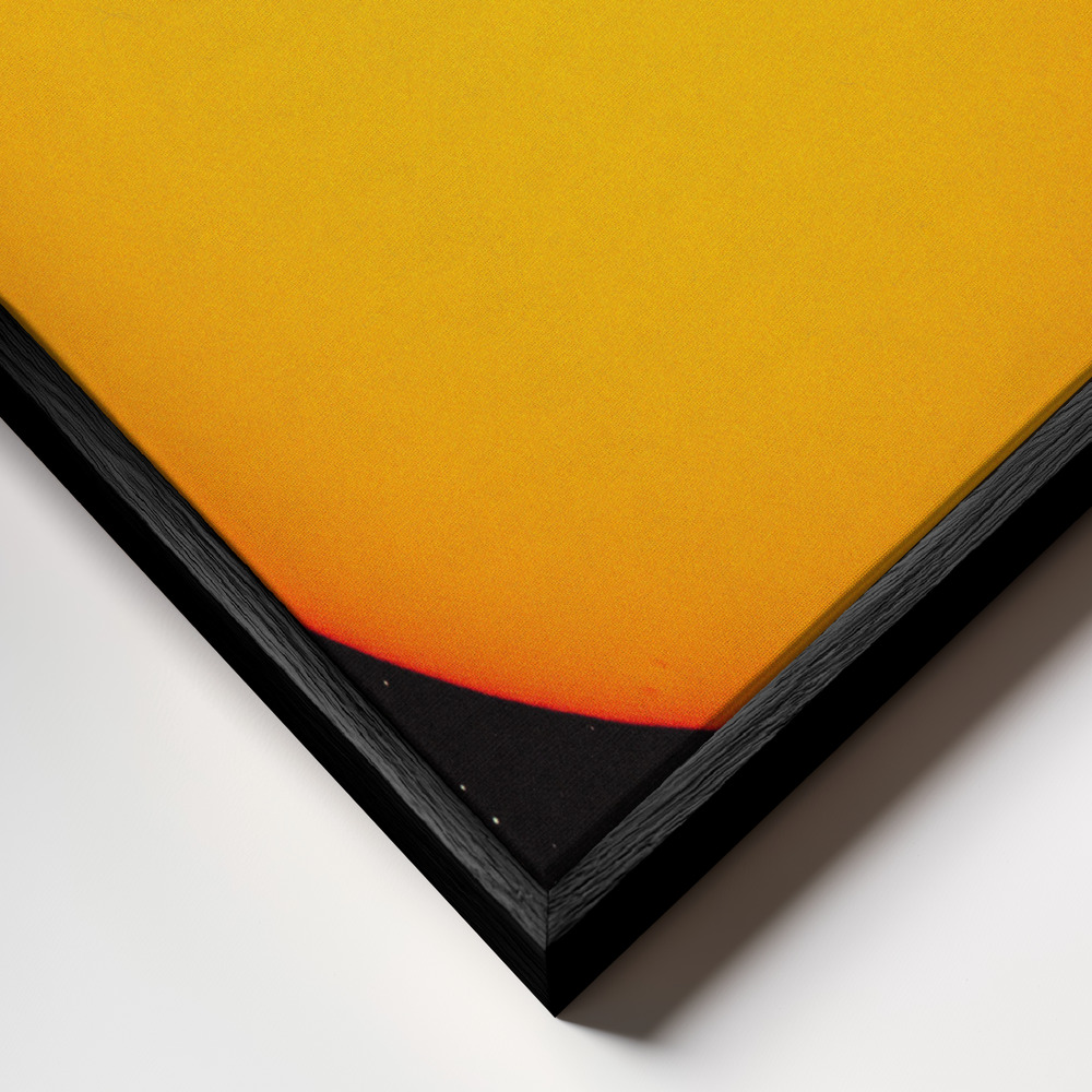 Canvas print - Space Chase frame close up - black frame