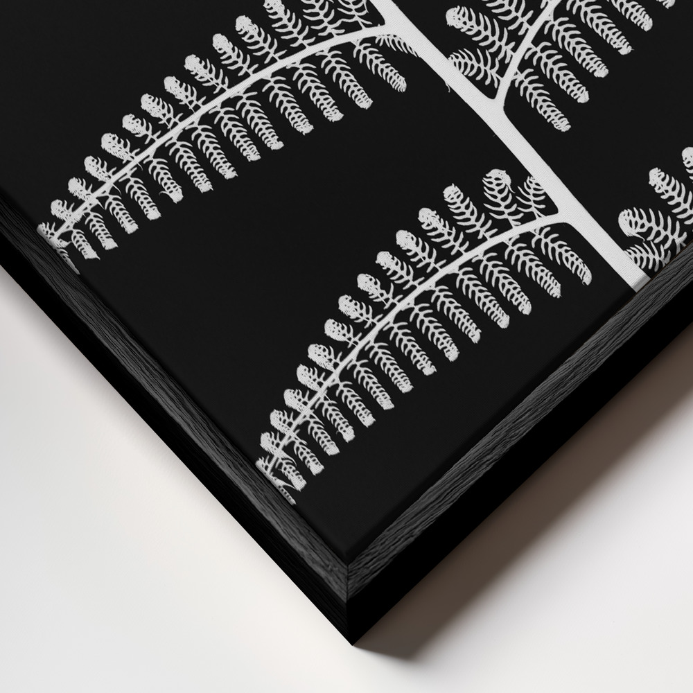 Canvas print - Mami frame close up - black frame