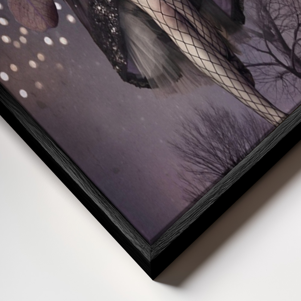 Leinwandbild - Night aerial girl rahmen Nahaufnahme - schwarzer Rahmen