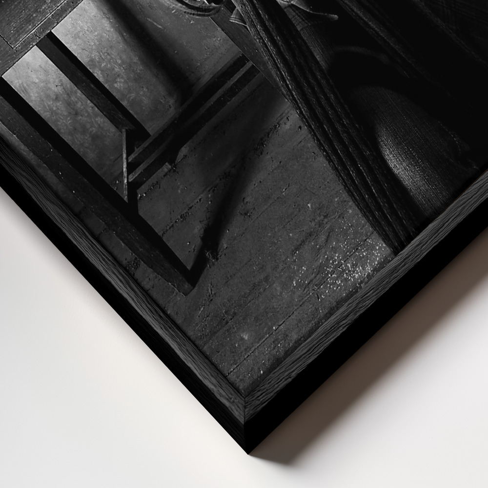 Canvas print - The photographer frame close up - black frame