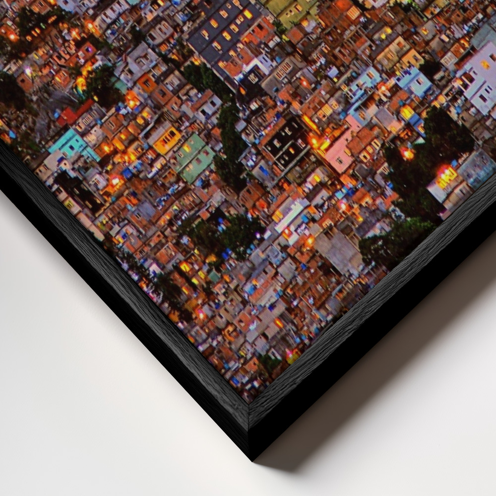 Canvas print - Nightfall in the Favela da Rocinha frame close up - black frame