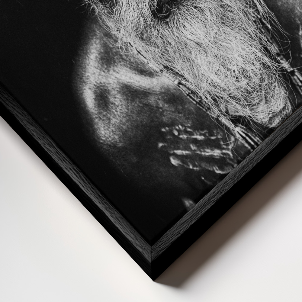 Lærred - Face The Sadhu ramme nærbillede - sort ramme