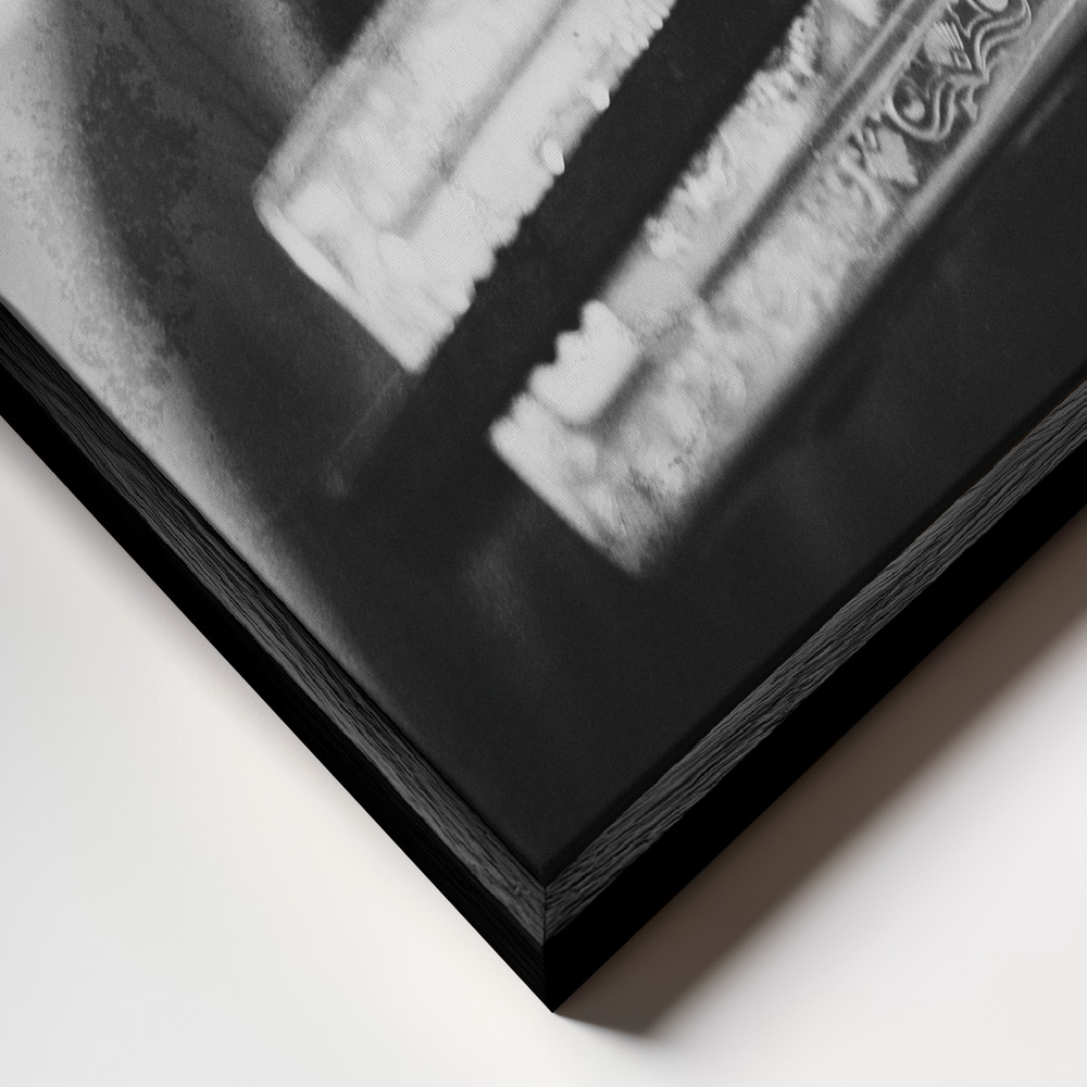 Canvas schilderi - Wolf with harmonica frame close-up - zwart frame