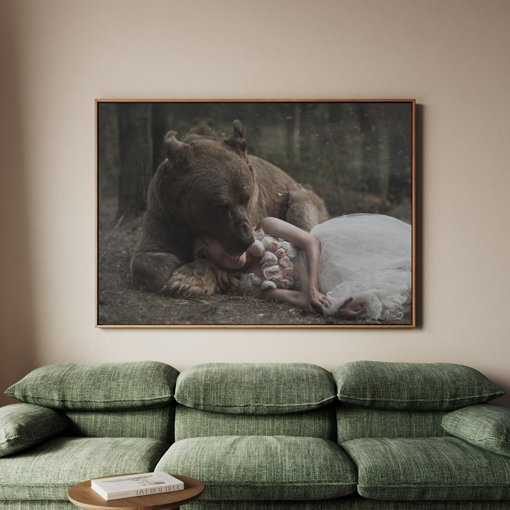 Canvastavla Bear and girl - Tavla - 100x70