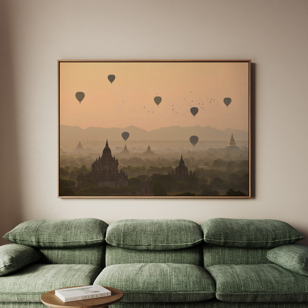 Canvastavla Bagan, balloons flying over ancient temples - Tavla - 100x70