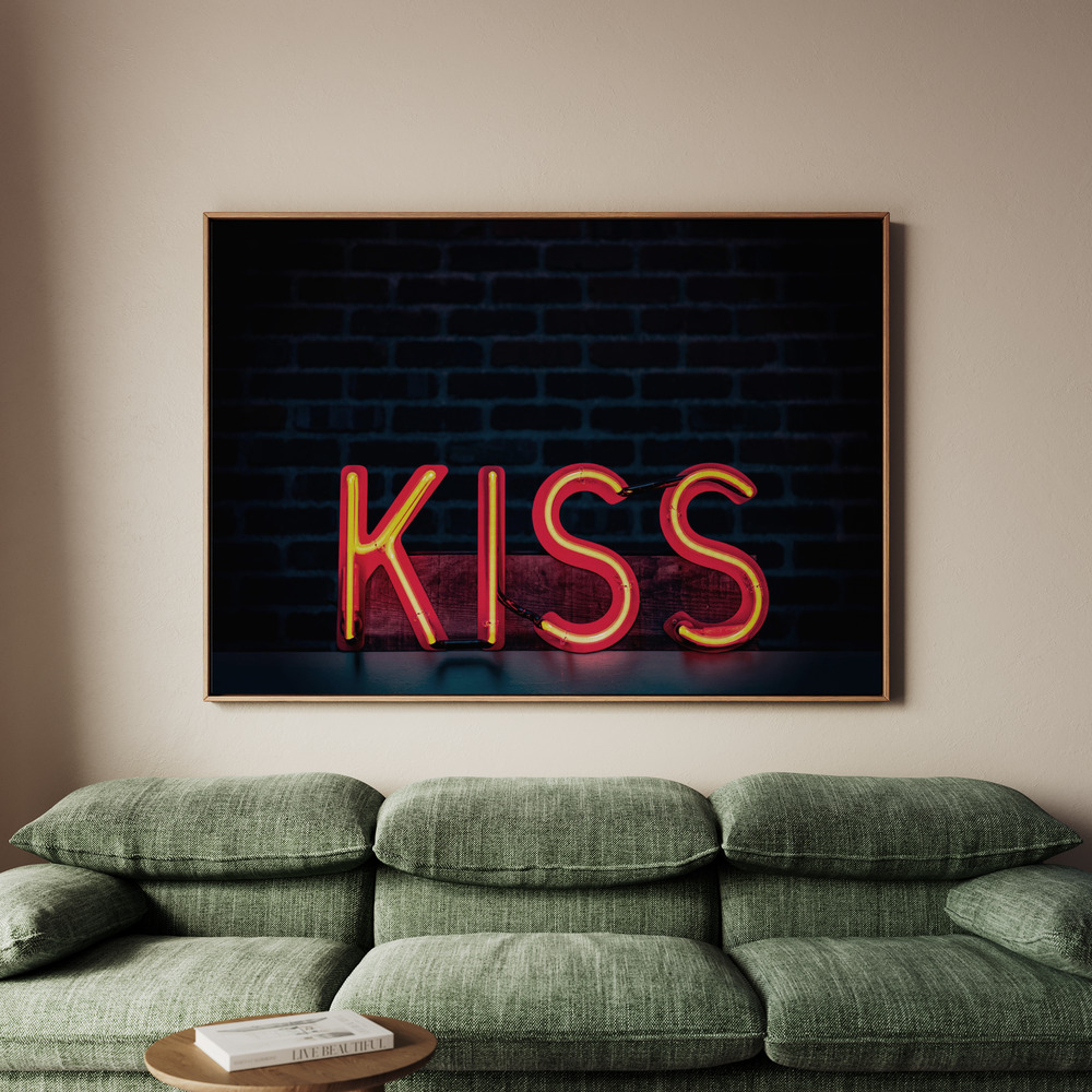 Canvastavla Kiss in Neon - Tavla - 150x100
