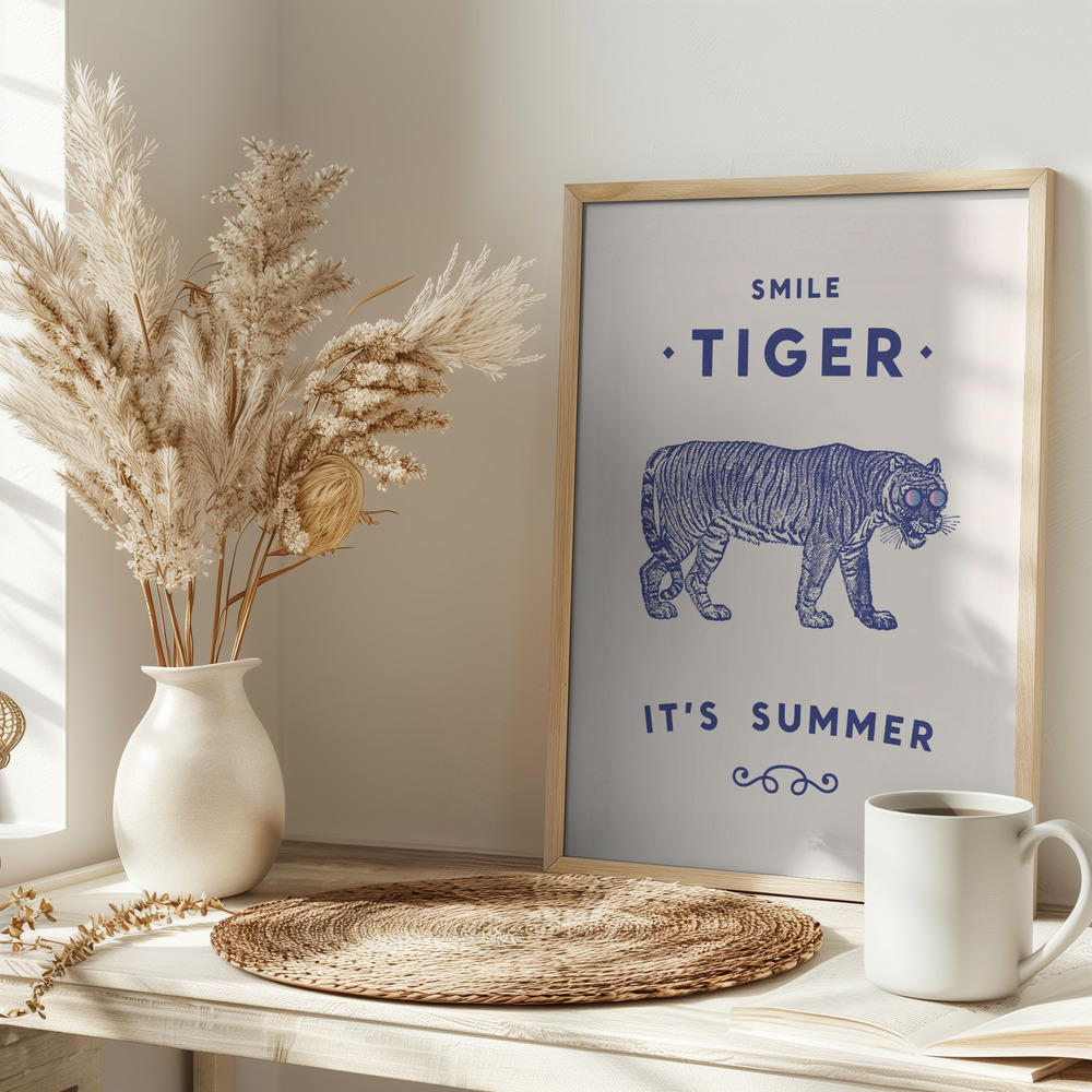 Poster - Smile Tiger on table