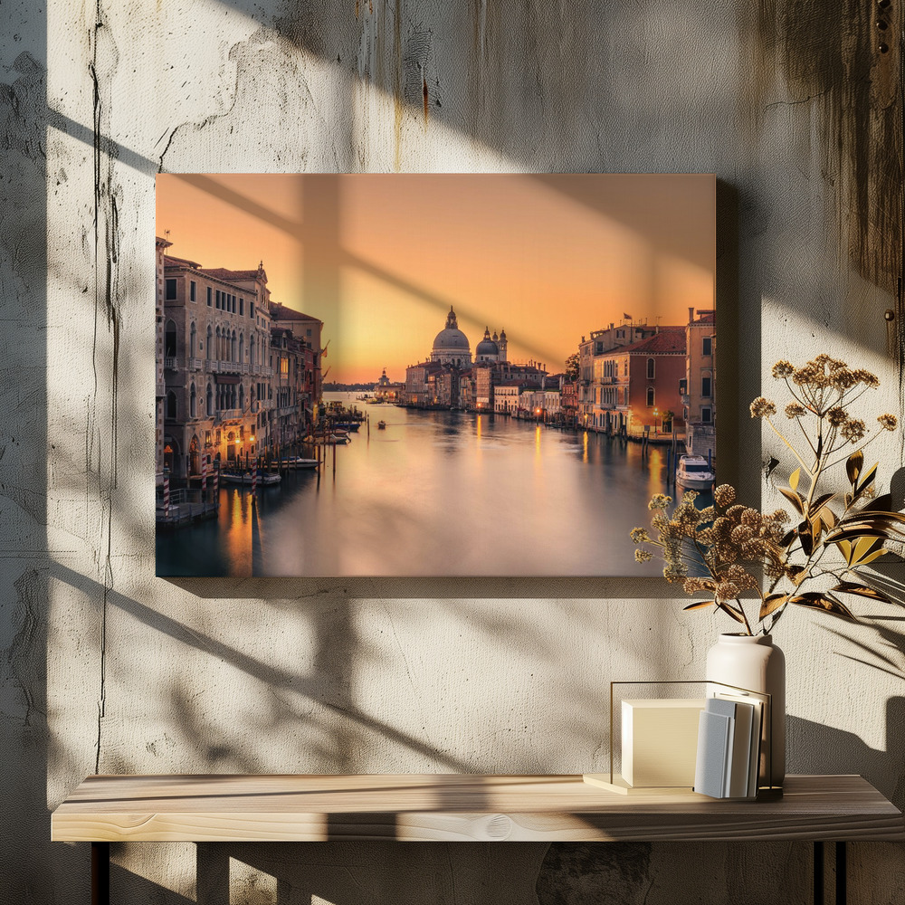 Stampe su tela - Dawn on Venice sopra il tavolo da pranzo