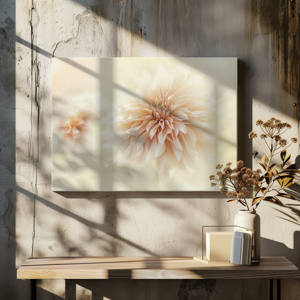 Leinwandbild - Cafe 'Au lait' Dahlia über dem Esstisch