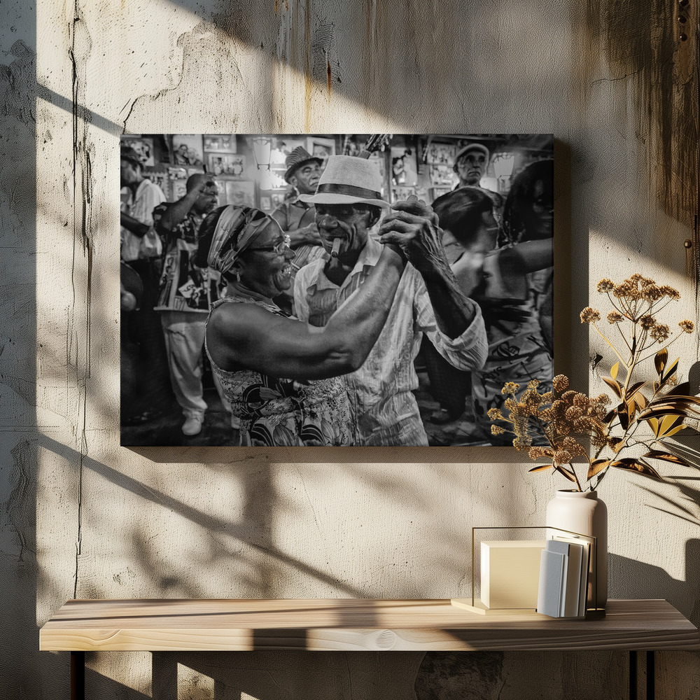 Canvas print - Casa de Musica over dining table