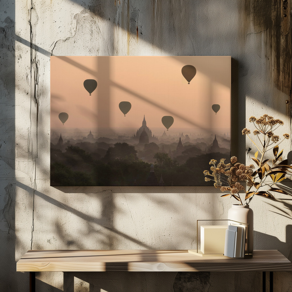 Lærred - Bagan, balloons flying over ancient temples over spisebordet