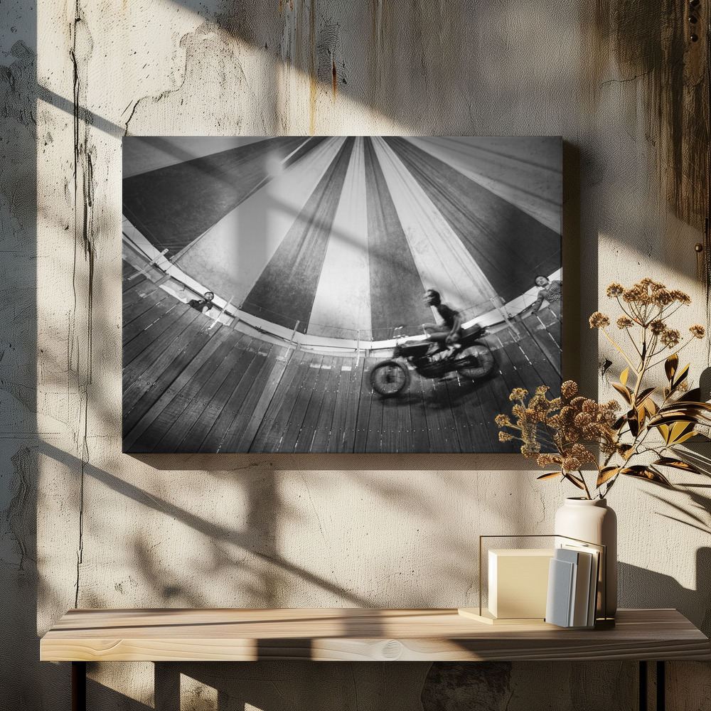 Canvas print - Daredevil over dining table