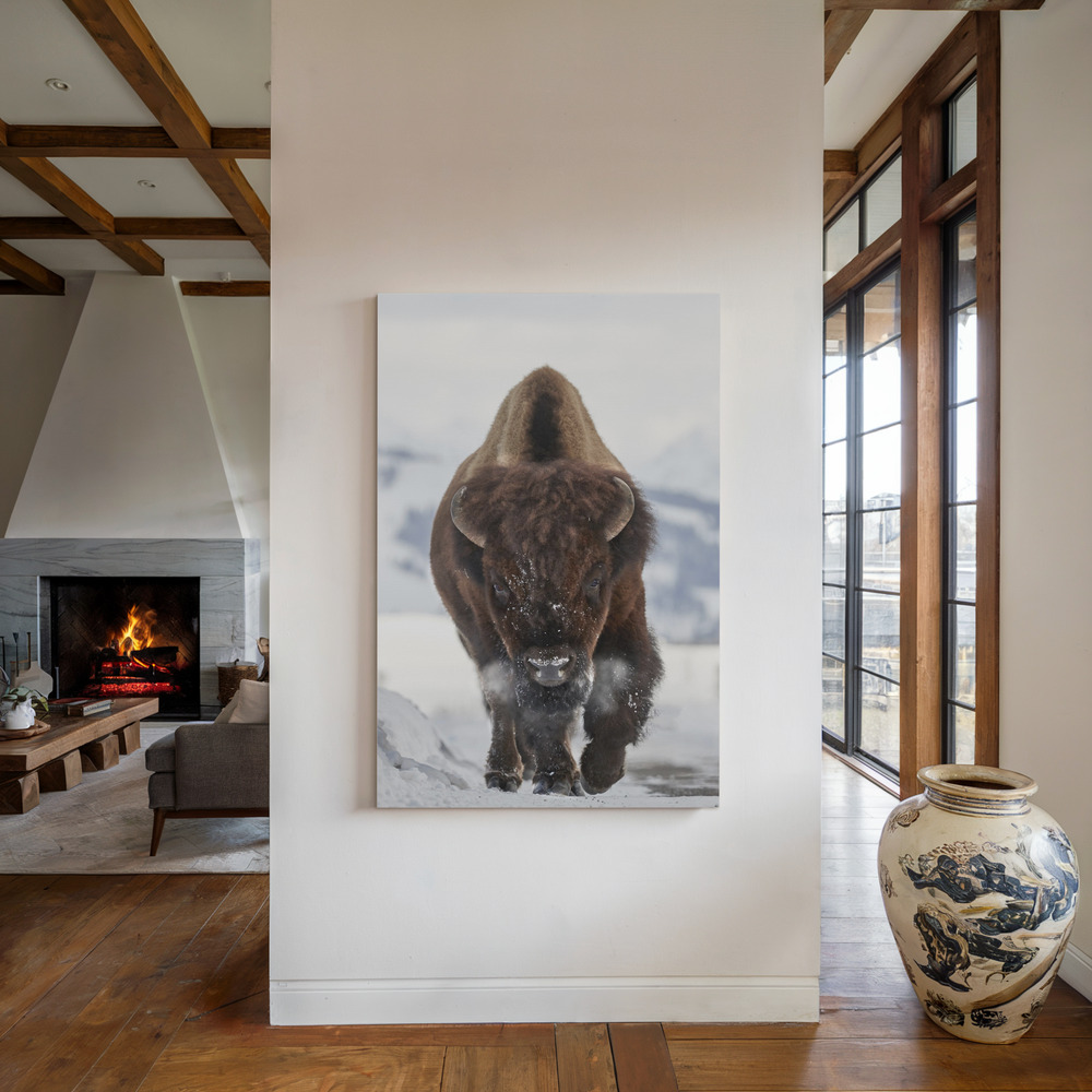 Canvastavla Bison Incoming - Tavla vid den öppna spisen