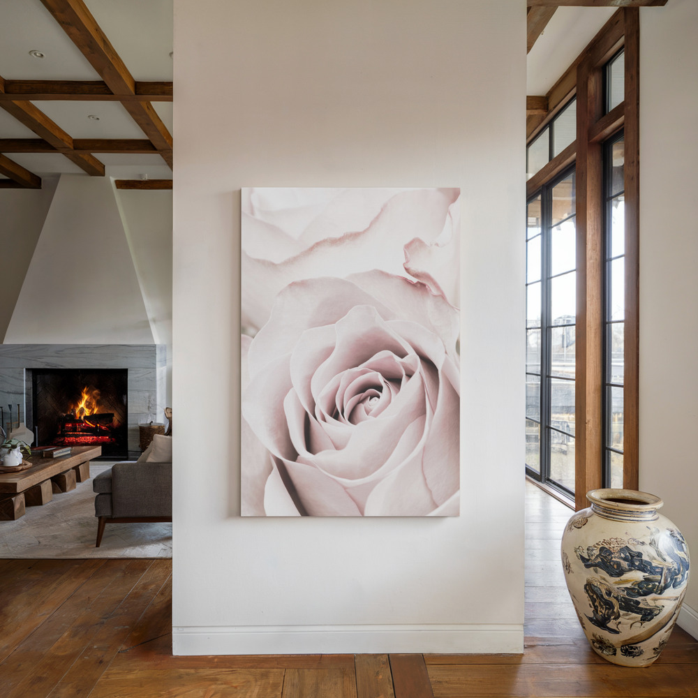 Obraz na płótnie - Pink Rose No 05 przy kominku