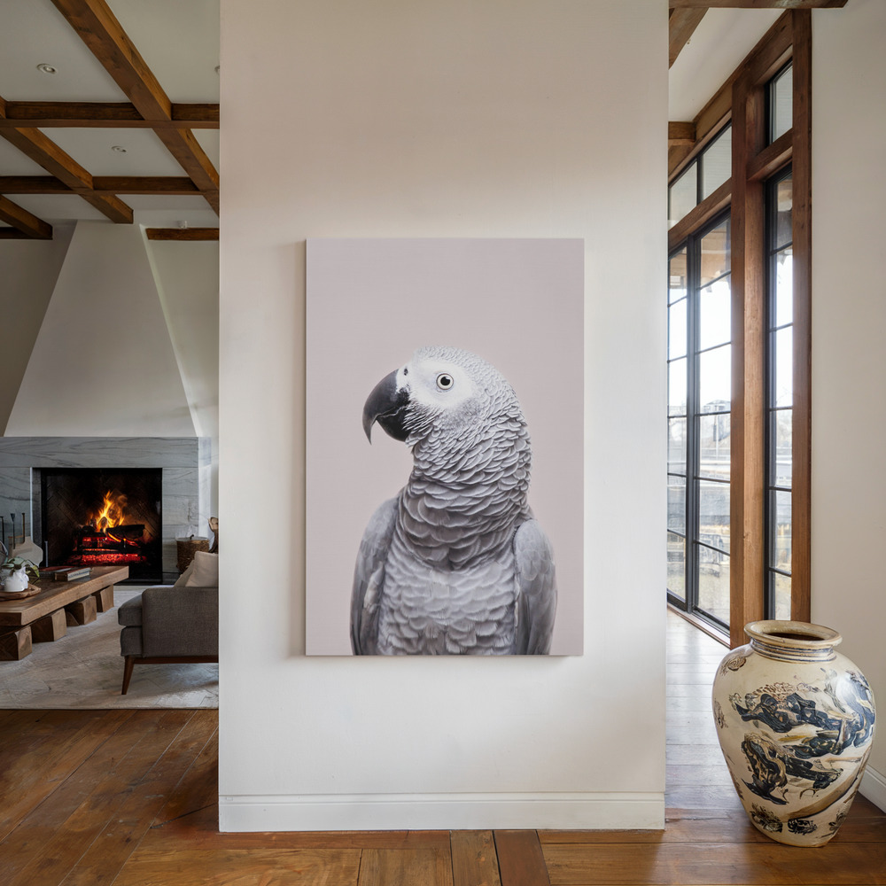 Lienzo - African Grey junto a la chimenea