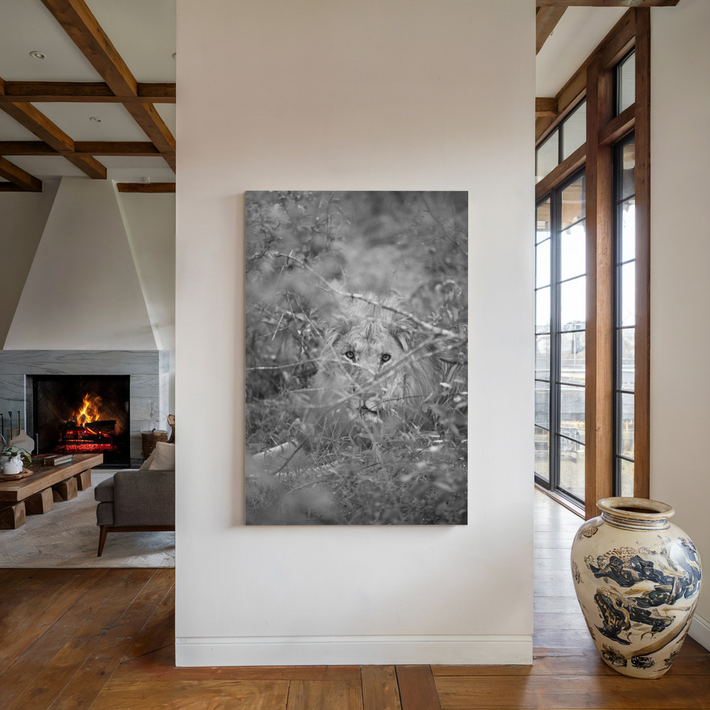 Toile - Lion au coin du feu