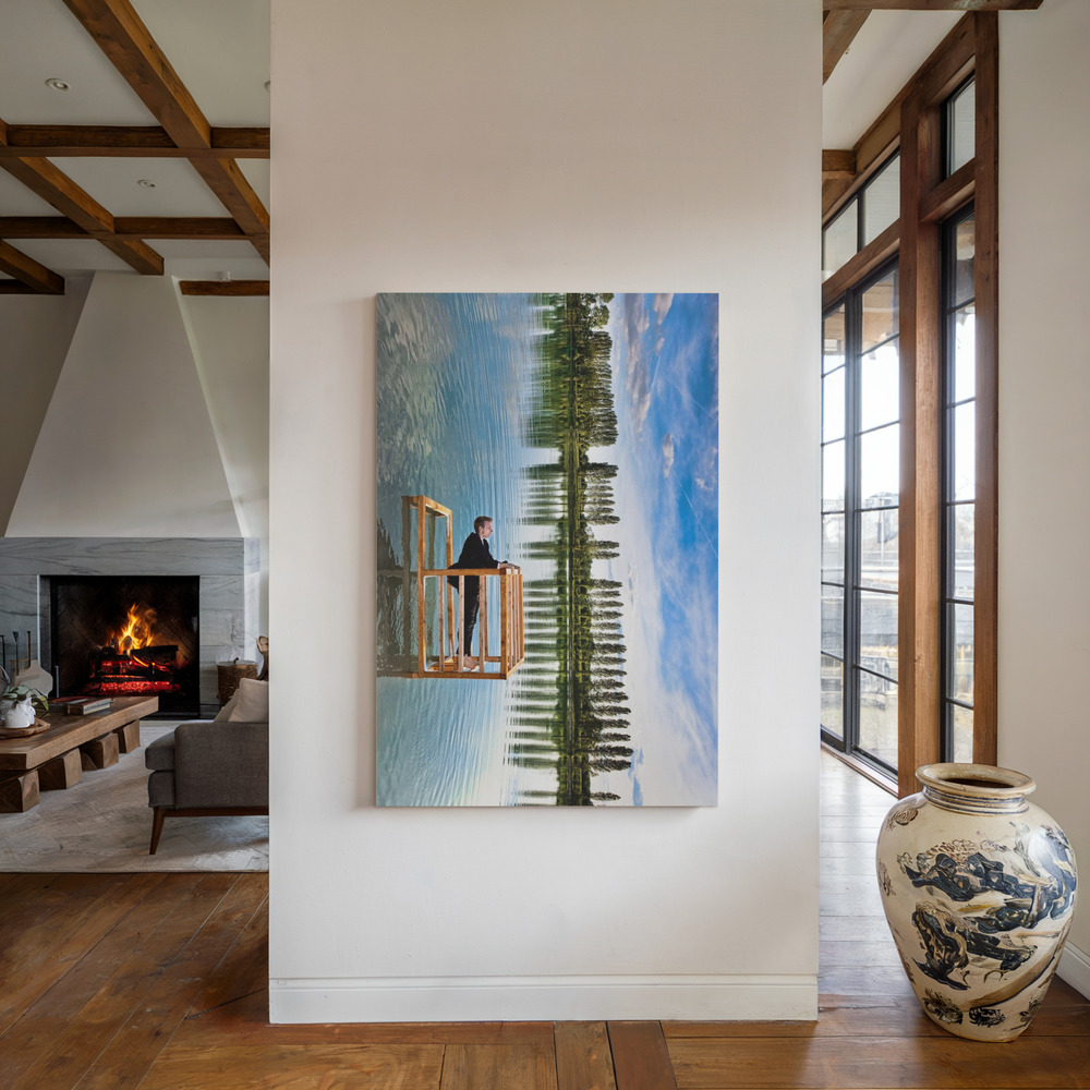 Lienzo - The Balcony (Tribute to P. Ramette) junto a la chimenea