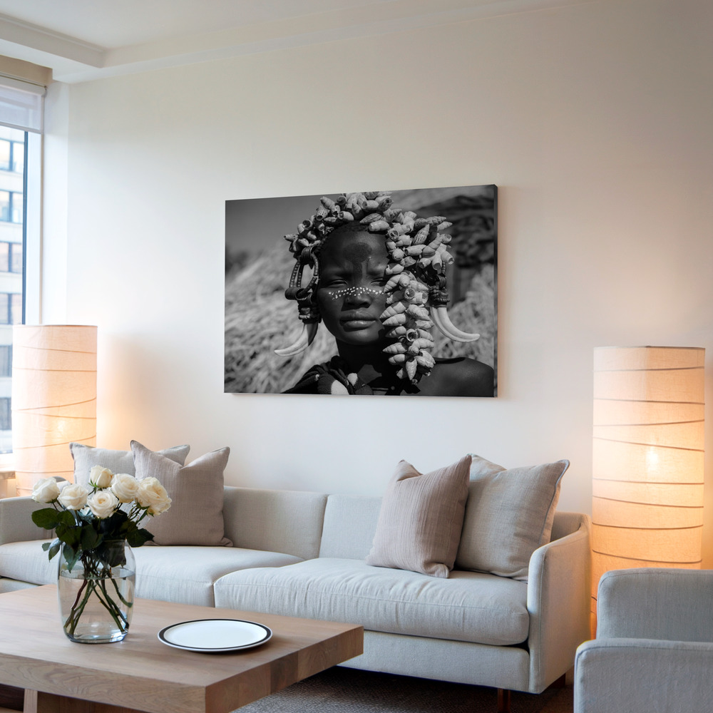 Canvas print - Sweety Mursi Girl in living room