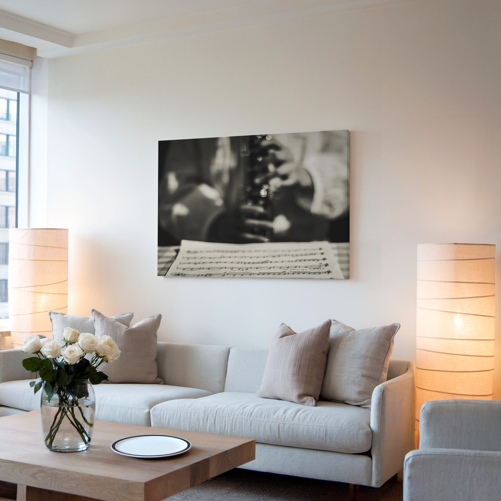 Toile - The magic of Queralt's music dans le salon